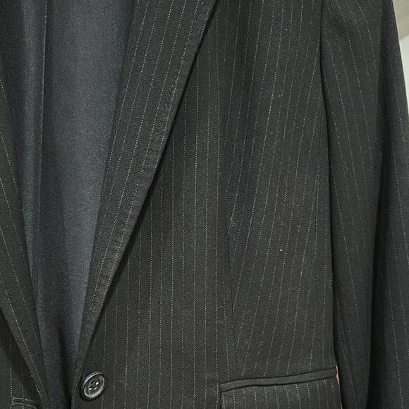 Women’s Classic Black Pinstripe Blazer - Picture 9 of 13
